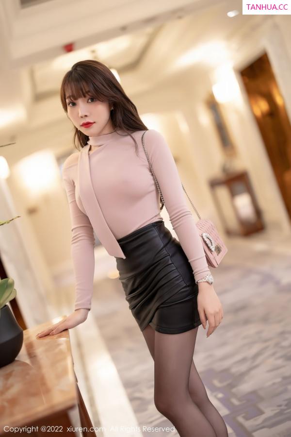 陈芝 芝芝Booty [XiuRen]高清写真图 2022.02.18 No.4606 芝芝Booty第4张图片